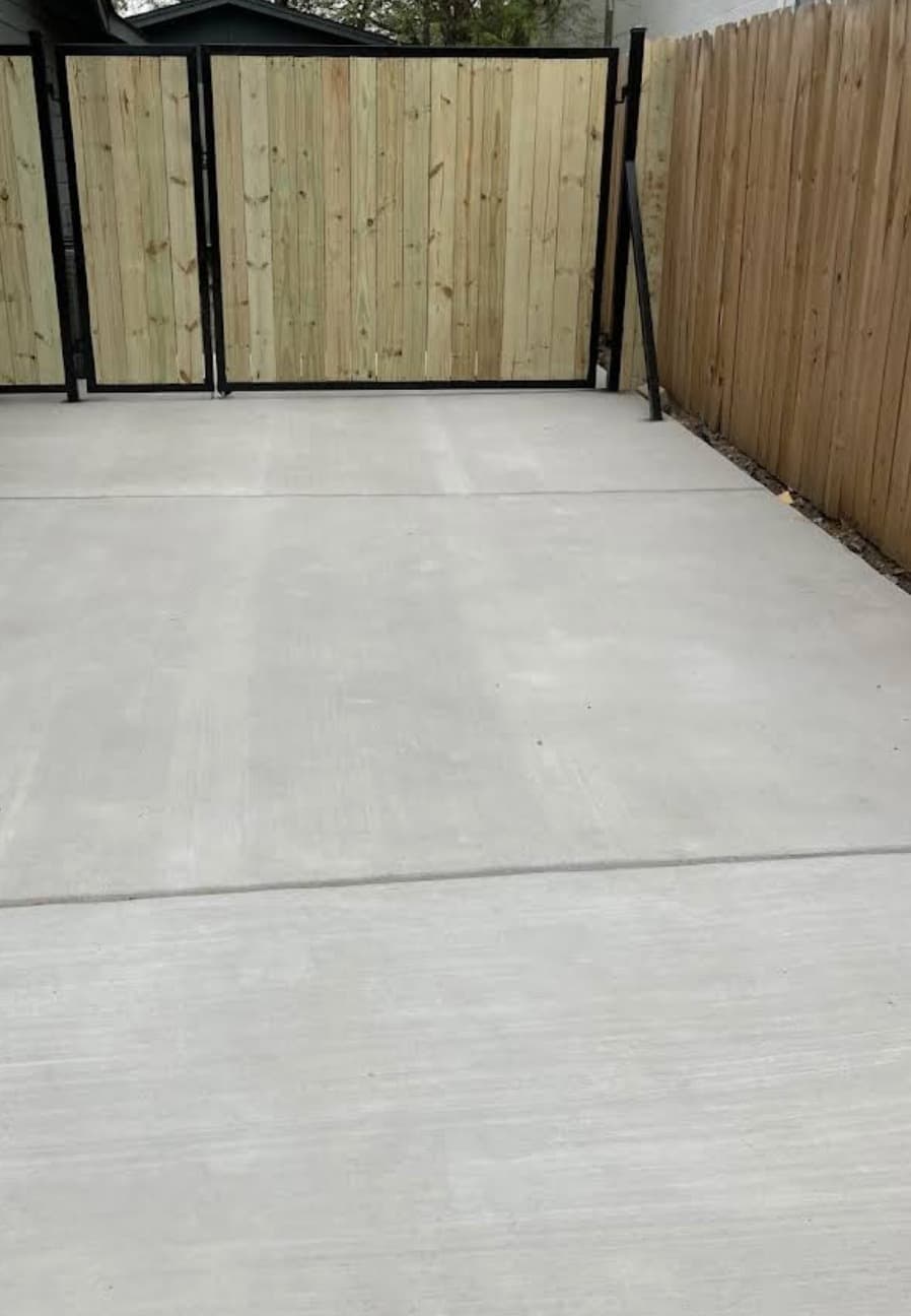 Large entertainment patio in Lakes of Prosper
